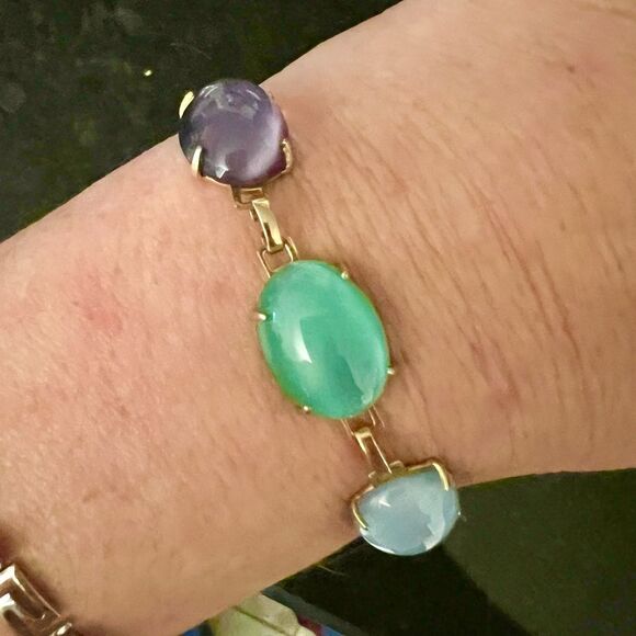 Jewelry - Vintage Victorian multicolored stone bracelet w chain & clasp closure